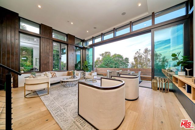 4209 Sea View Lane, Los Angeles, CA 90065