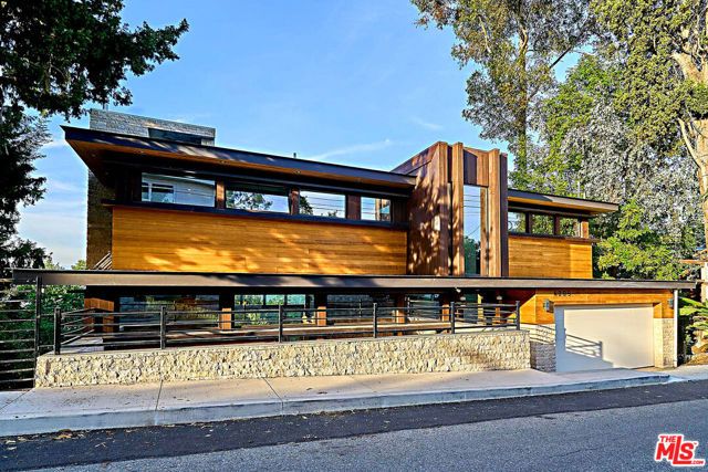 4209 Sea View Lane, Los Angeles, CA 90065