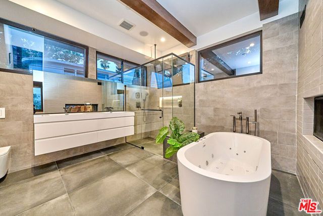 4209 Sea View Lane, Los Angeles, CA 90065