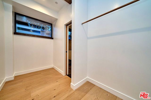 4209 Sea View Lane, Los Angeles, CA 90065