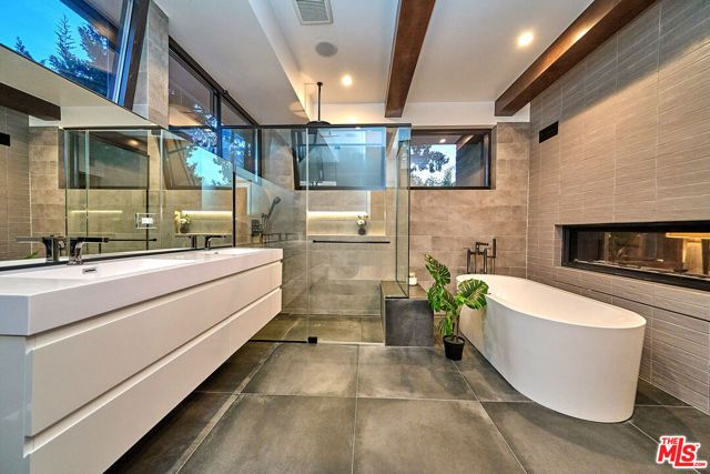 4209 Sea View Lane, Los Angeles, CA 90065