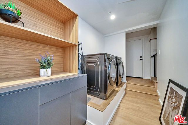 4209 Sea View Lane, Los Angeles, CA 90065