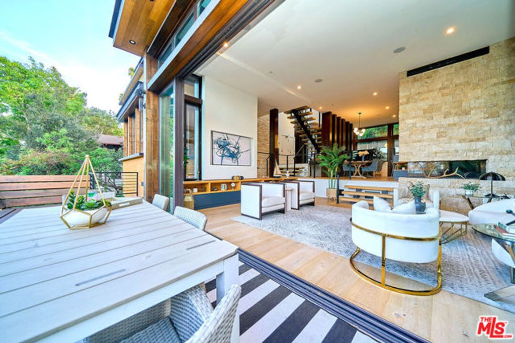 4209 Sea View Lane, Los Angeles, CA 90065