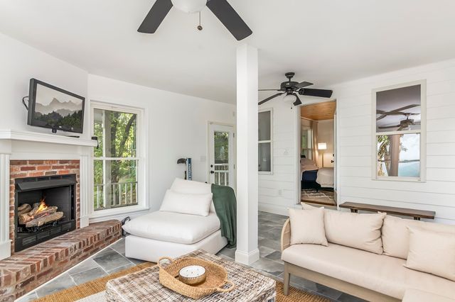 1269 Hunter Drive, Ranger, GA 30734