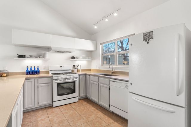 3466 Cerrillos Road L2, Santa Fe, NM 87507