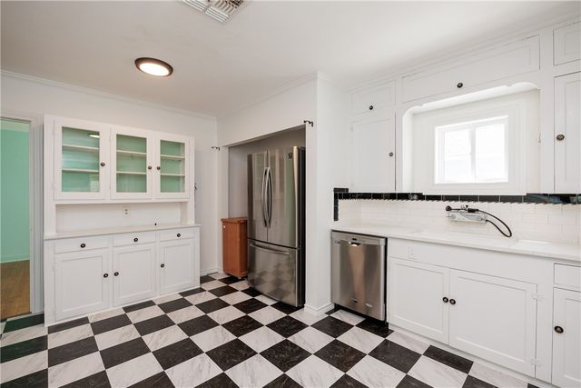 513 Atlantic St, Corpus Christi, TX 78404