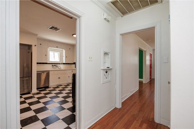 513 Atlantic St, Corpus Christi, TX 78404