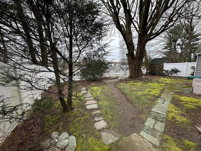 25 Dustin St 3, Worcester, MA 01604