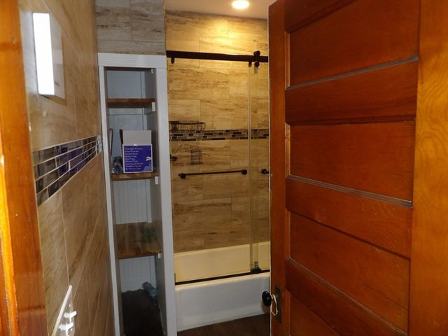 25 Dustin St 3, Worcester, MA 01604