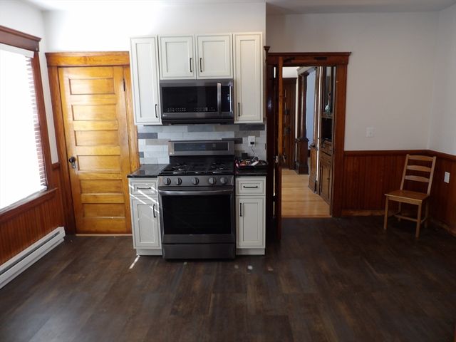 25 Dustin St 3, Worcester, MA 01604