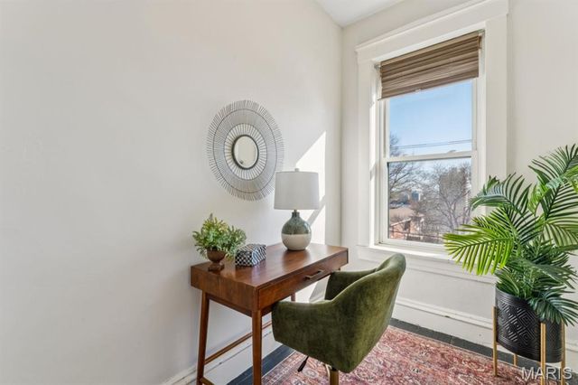 3759 Kosciusko Street, St Louis, MO 63118