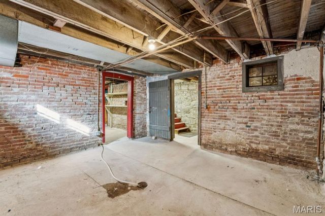 3759 Kosciusko Street, St Louis, MO 63118