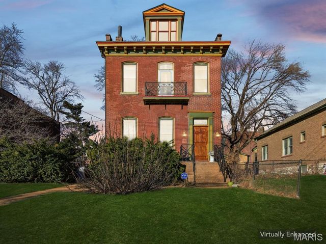 3759 Kosciusko Street, St Louis, MO 63118