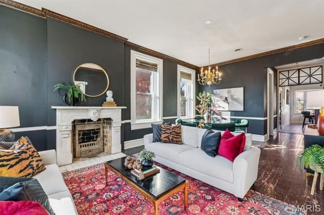 3759 Kosciusko Street, St Louis, MO 63118