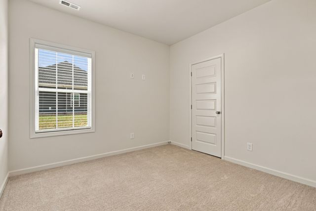 113 Centennial Ln, Columbia, TN 38401