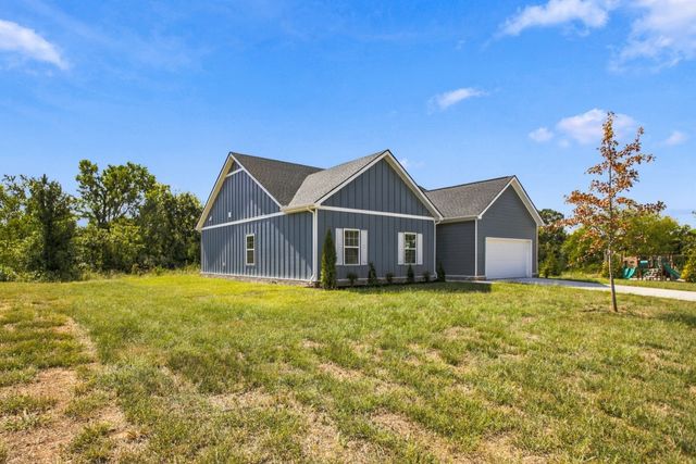 113 Centennial Ln, Columbia, TN 38401