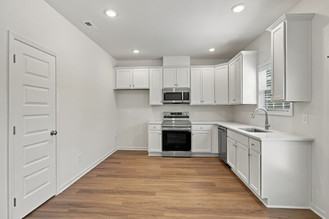 113 Centennial Ln, Columbia, TN 38401