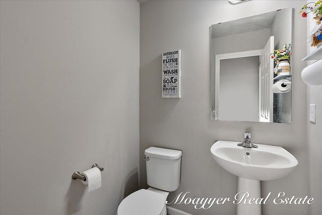 5764 Kiverton Ridge Drive Se, City Of Kentwood, MI 49508