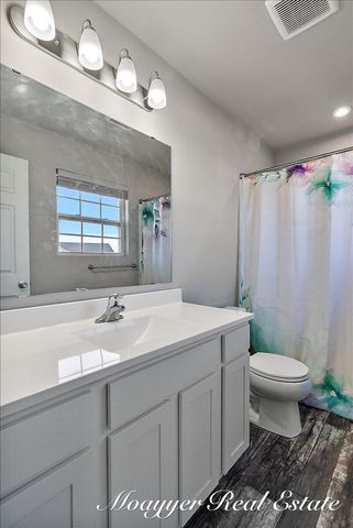 5764 Kiverton Ridge Drive Se, City Of Kentwood, MI 49508
