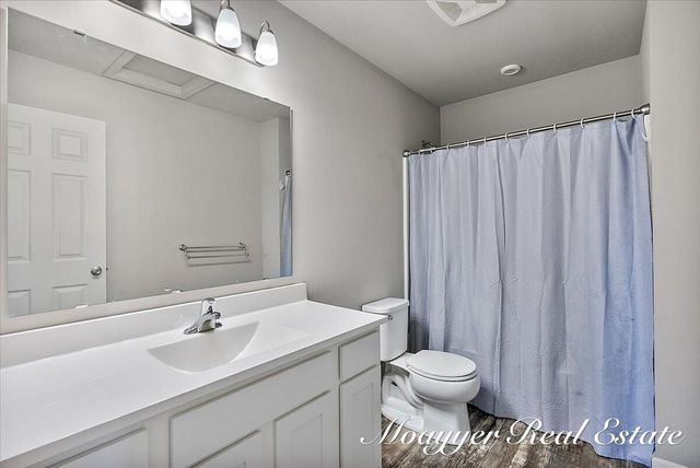5764 Kiverton Ridge Drive Se, City Of Kentwood, MI 49508
