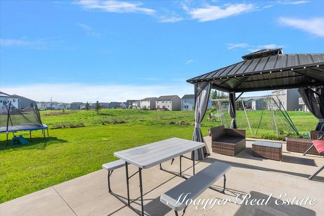 5764 Kiverton Ridge Drive Se, City Of Kentwood, MI 49508