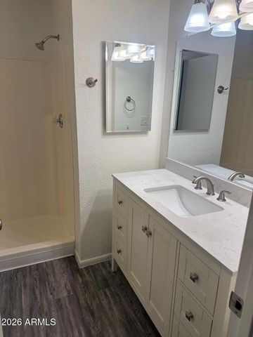 5236 W PEORIA Avenue 102, Glendale, AZ 85302