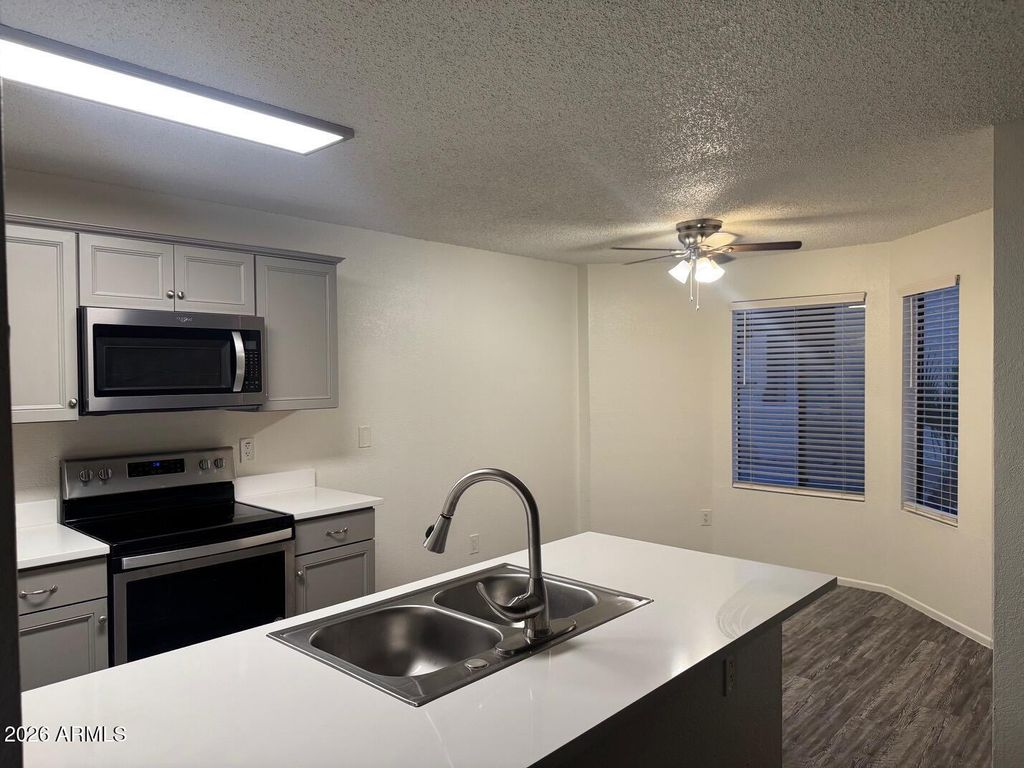 5236 W PEORIA Avenue 102, Glendale, AZ 85302 — photo 2