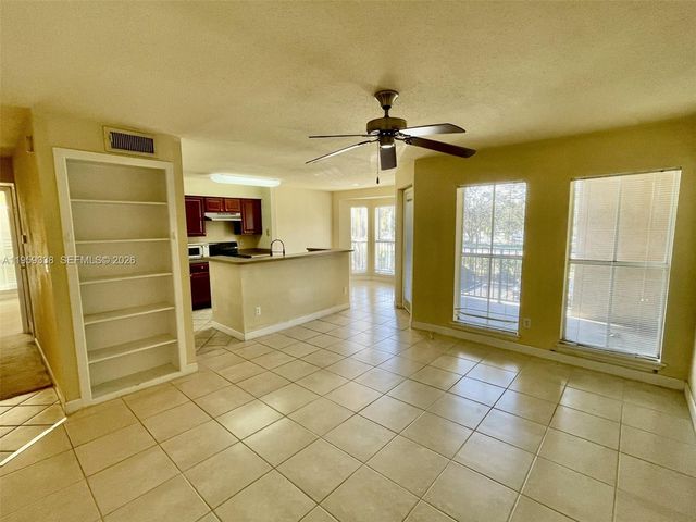 977 Riverside Dr 227, Coral Springs, FL 33071