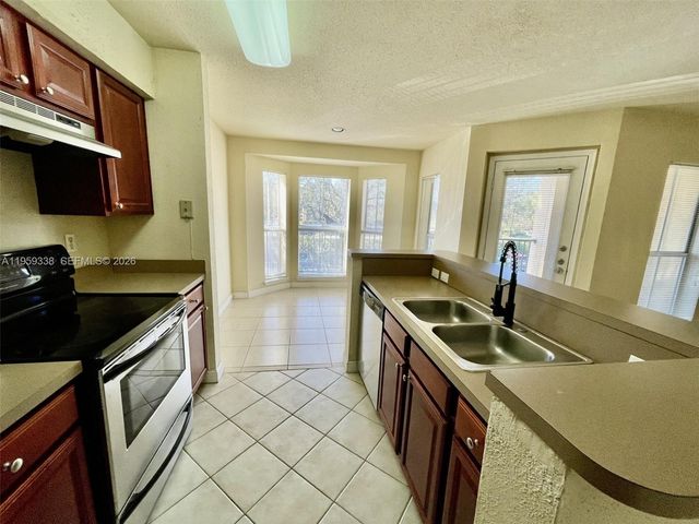 977 Riverside Dr 227, Coral Springs, FL 33071