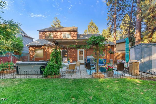 61119 Lodgepole Drive, Bend, OR 97702