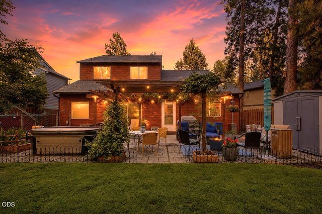 61119 Lodgepole Drive, Bend, OR 97702