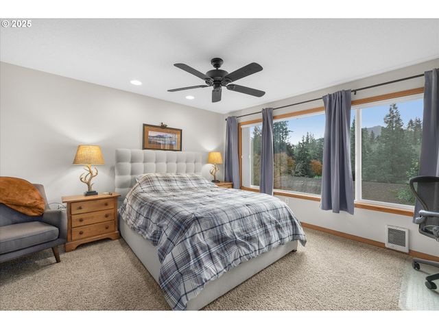 68653 E BOWMANS Cir, Welches, OR 97067