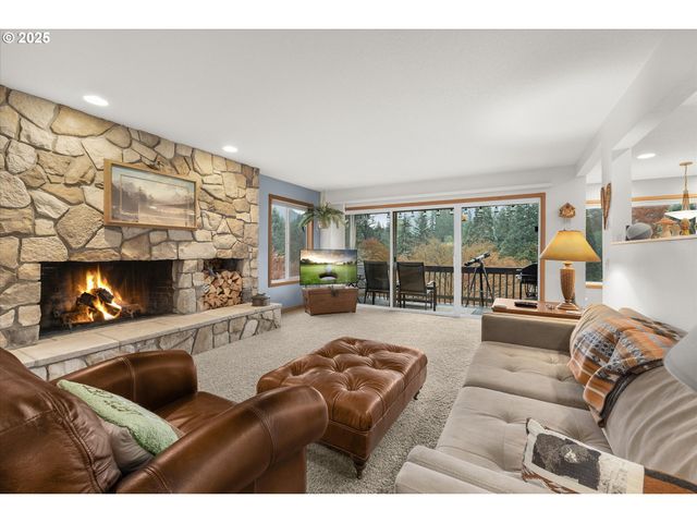 68653 E BOWMANS Cir, Welches, OR 97067