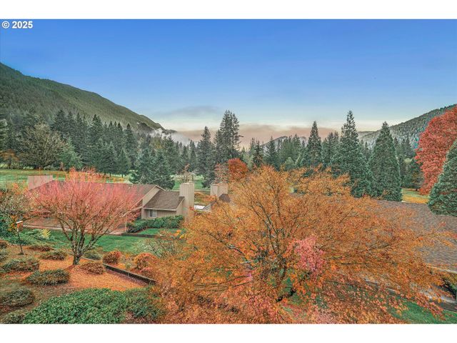 68653 E BOWMANS Cir, Welches, OR 97067