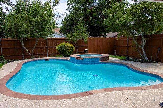 1818 Trowbridge Street, Garland, TX 75044