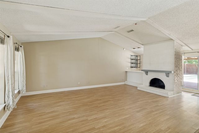 1818 Trowbridge Street, Garland, TX 75044