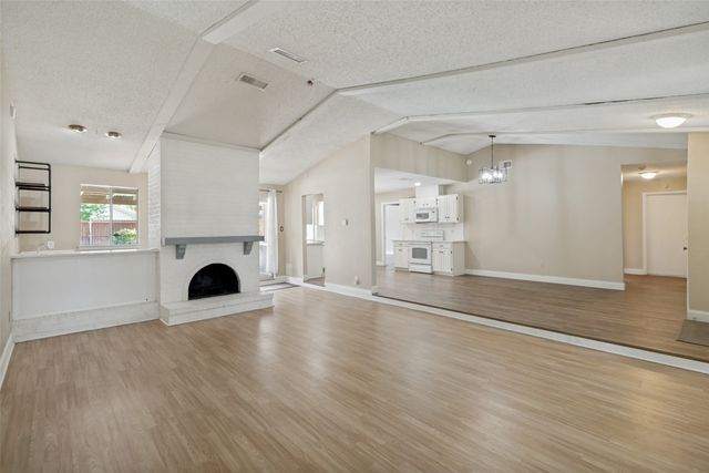 1818 Trowbridge Street, Garland, TX 75044
