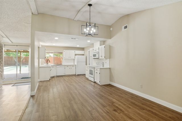 1818 Trowbridge Street, Garland, TX 75044
