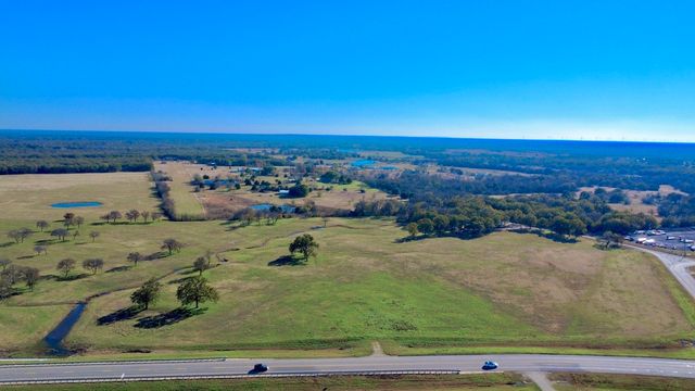2.59 Acres. State Hwy 31 Bypass, Corsicana, TX 75110