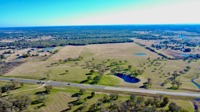 2.59 Acres. State Hwy 31 Bypass, Corsicana, TX 75110