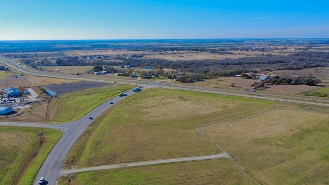 2.59 Acres. State Hwy 31 Bypass, Corsicana, TX 75110