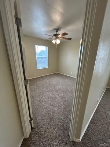 6318 N 19th Lane, Mcallen, TX 78504