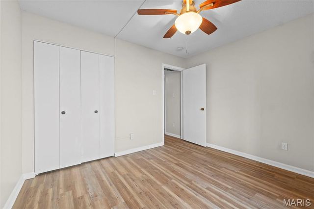 4351 Chateau De Ville Drive A, St Louis, MO 63129