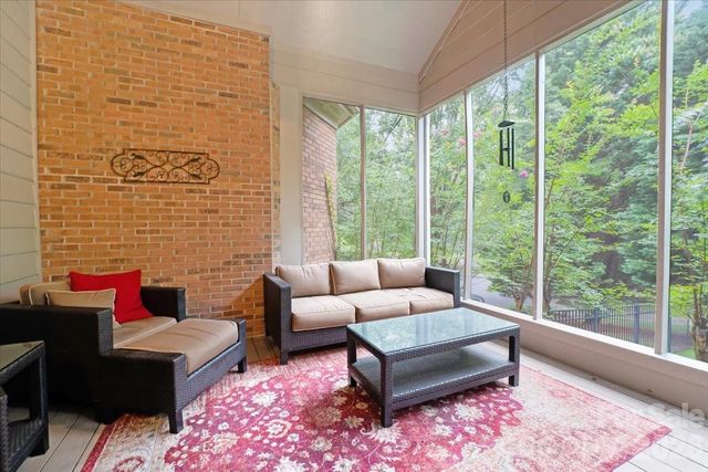 15614 Warm Springs Court, Charlotte, NC 28278