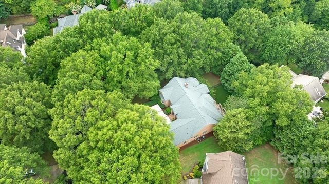 15614 Warm Springs Court, Charlotte, NC 28278