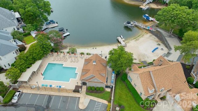 15614 Warm Springs Court, Charlotte, NC 28278