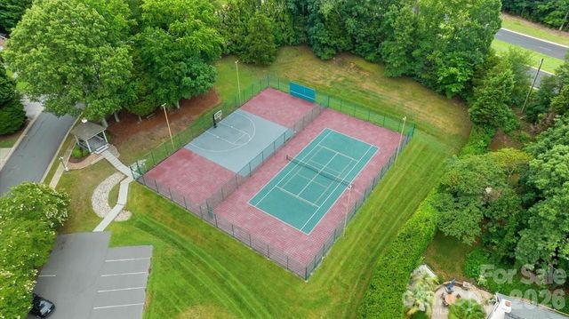 15614 Warm Springs Court, Charlotte, NC 28278
