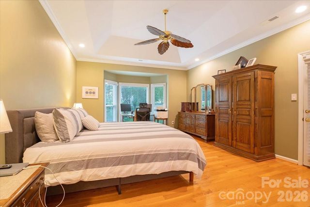 15614 Warm Springs Court, Charlotte, NC 28278