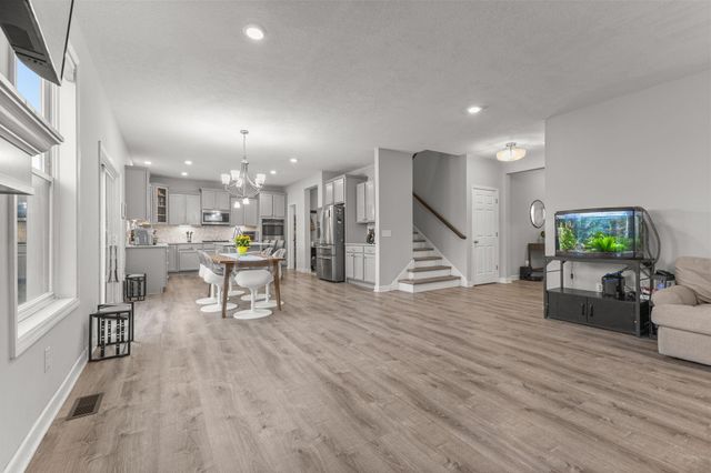 9255 67th Street S, Cottage Grove, MN 55016