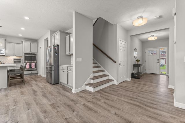 9255 67th Street S, Cottage Grove, MN 55016